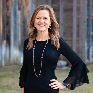 Meet your Posher, Carrie